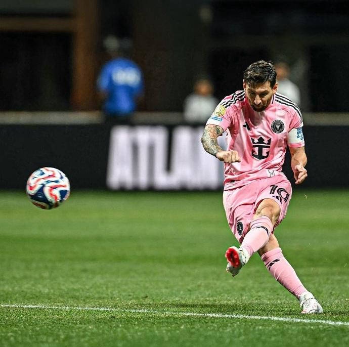 梅西任意球助迈阿密逆转，排名历史第二，挑落欧冠双冠王波尔图