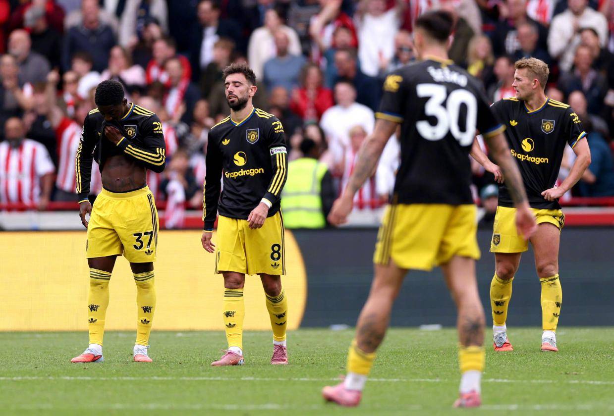 下课倒计时？英媒爆料，曼联开始关注阿莫林接班人，哈维渴望执教